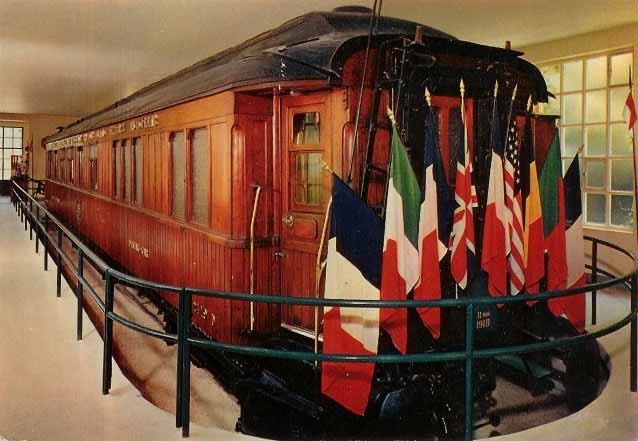 19 10 de huidige trein in Compiègne
